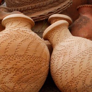 Piezas Redondas Labradas Estilo Ánfora